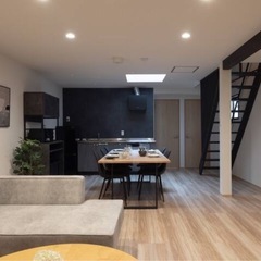 【高時給1,500円以上可】民泊・ミニホテル客室清掃スタッフ｜週2日～＆シフト自由／未経験歓迎の画像