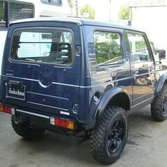 美車 ７年 ５型 ジムニー ＪＡ１１Ｖ ５速 エアコン パワステ リフトアップ オーバーフェンダー マフラーの画像