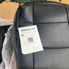 REGALIA◆デリカD5◇8人乗り　1台分　シートカバー◇ブラックの画像