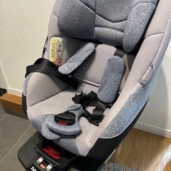 アップリカ　チャイルドシート　の画像