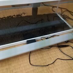 Tetra水槽セット。幅52cm、高さ23cmの画像