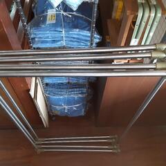 ステンレス扇形布団干しの画像