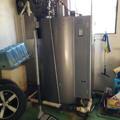 ジョンソンボイラーの蒸気ボイラーです200vです、の画像