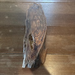 置物　木の画像