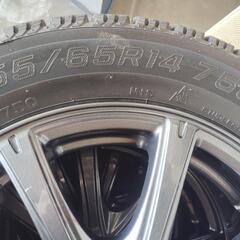 スタッドレスタイヤ　極美品　155/65/R14　の画像