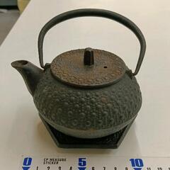 未使用、供箱、栞、タグ、南部鉄器合格証付　付　南部名工岩鋳造２２型コシキ桜　鉄瓶 未使用、供箱、栞、タグ、南部鉄器合格証付 付 南部名工岩鋳造