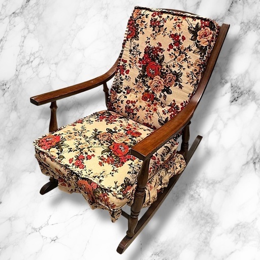 かしわ 木製 ロッキングチェア 花柄クッション付き 座面幅55cm かしわ 木製ロッキングチェア 花柄クッション付き 座面幅55cm