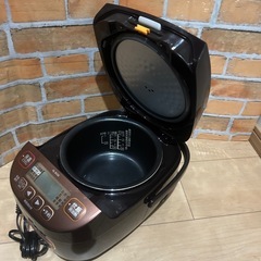 🎀象印🎀✨マイコン炊飯ジャー✨❄️NL-BC05❄️ブラウン❣️美品❣️炊飯器の画像