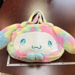 シナモンロール　ビッグフェイストートバッグの画像
