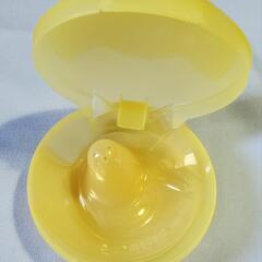 【値下げ】メデラ 乳頭保護器 M(20mm) ピュアレーンのおまけ付きの画像