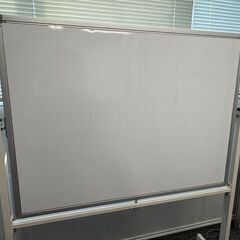 ※交渉中【引き取り希望】ホワイトボード 120cm×90cmの画像
