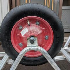 アルミ一輪車（タイヤ新品！）の画像