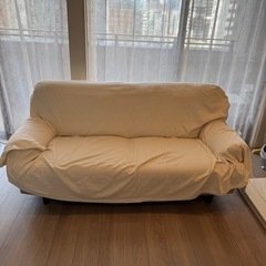 【再値下げ】ソファ　3人掛けの画像