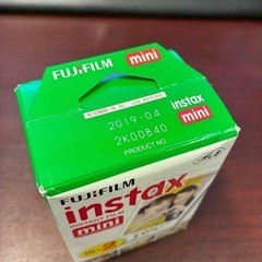 【格安】富士フイルム チェキ用フィルム instax mini（10枚×2パック）※期限切れ・保存状態良好の画像