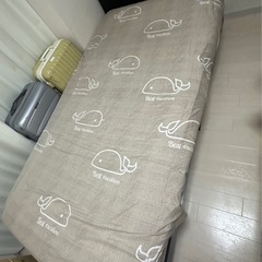 ベッドフレームのみ　差し上げます。