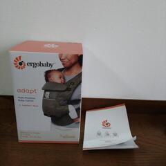 【抱っこ紐】美品　ergobaby adapt SoftFlexカーキの画像