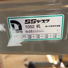 学校の机の画像