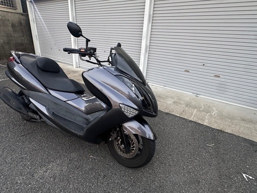 YAMAHAマジェスティ250