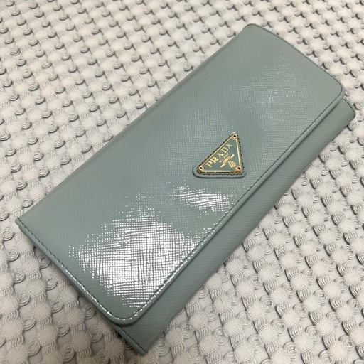 プラダ 長財布 サフィアーノ