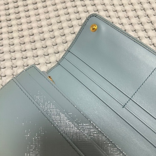 プラダ 長財布 サフィアーノ