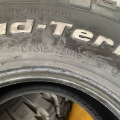 ランクル系タイヤ4本セット！315/75R16の画像