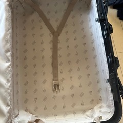 スーツケース　中型の画像