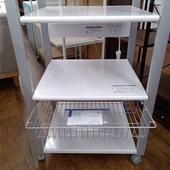 ↓タイトルにコピペする ★リユースのサカイ水戸店★レンジ台ホワイト×シルバーH153.5×D50×W56クリーニング済みMT5117の画像