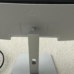 Dell S2722QC 27インチ 4K モニターの画像