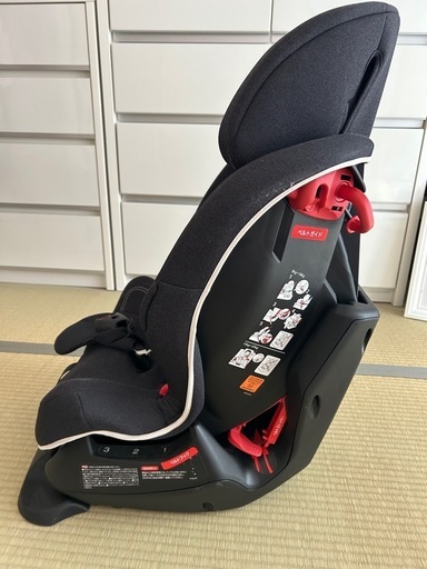 エールべべ チャイルドシート ブラック 