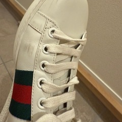 GUCCI レディーススニーカーの画像