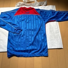 PUMA長袖 2点セット(140)😉未使用に近いの画像
