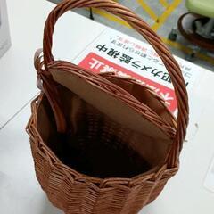 0805-043 蓋付きかごバッグの画像