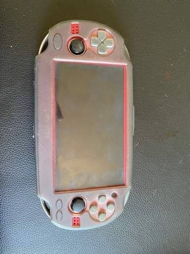 値下げしました！ PSVita ケース付 PSVita 問わ (本体＋充電器＋ケース)