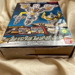 ウルトラマンＤＸタイガフォトンアースキーホルダー
の画像