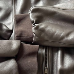 BALENCIAGA Sporty B Taxi Blouson "Balck"の画像
