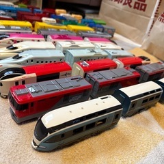 プラレール　運転士ごっこ　貨物列車　新幹線　電車セット　の画像