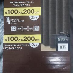 カーテンの画像