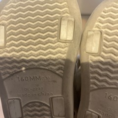 白キッズサンダルの画像