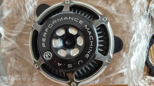 ハーレー パフォーマンスマシン エアクリーナー