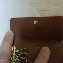 7日迄 取り消します 値引き済み 正規品 美品 ルイヴィトン LOUIS VUITTON キーケースの画像