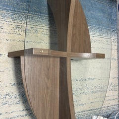 フランフランのガラステーブルの画像