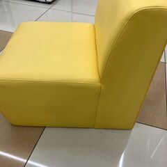 💺１Ｐソファ💺オフィスソファ💺応接ソファ💺ビニールレザー張り💺パステルカラー💺全部で同じ商品８点ございます💺No.2444の画像