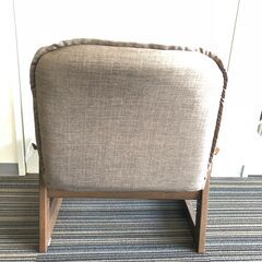 ☆【未使用品】座椅子 脚付き 立ち上がり楽々 ゆったりサイズ  ワイドサイズ チェア ブラウン 座面高さ27㎝ インテリア(NF250805)517-116の画像