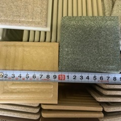 タイル色々　95ミリ角くらい　一箱まとめお得の画像