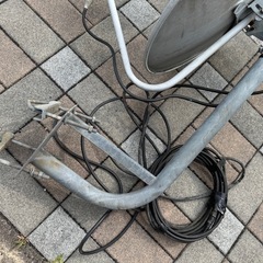 衛星アンテナ (BSアンテナ) 取付金具 (中古)の画像