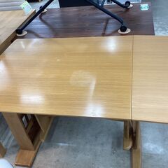 😊大川家具😊4点拡張式ダイニングセット😊回転椅子+ベンチ😊ファミリー😊2299の画像