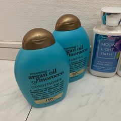 【海外購入品】シャンプーセット　ボディーローションの画像