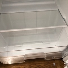 Hisense 2ドア冷蔵庫　120L 2022年製　前脚片方欠品　HR-B12J1B 【トレファク　川越店】の画像