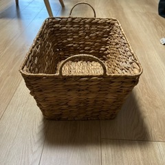 お取引き中　
カゴ　バスケットの画像