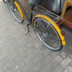 リサイクルショップどりーむ荒田店　No419 自転車　シティサイクル　２６インチ　黄色のフェンダーがアクセント♪　ライト付き♪の画像
